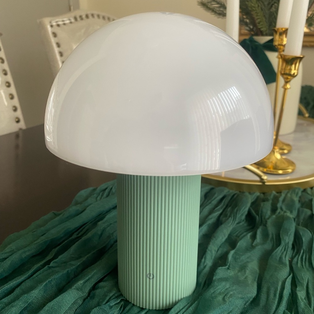 Modern White and Green Mushroom Lamp